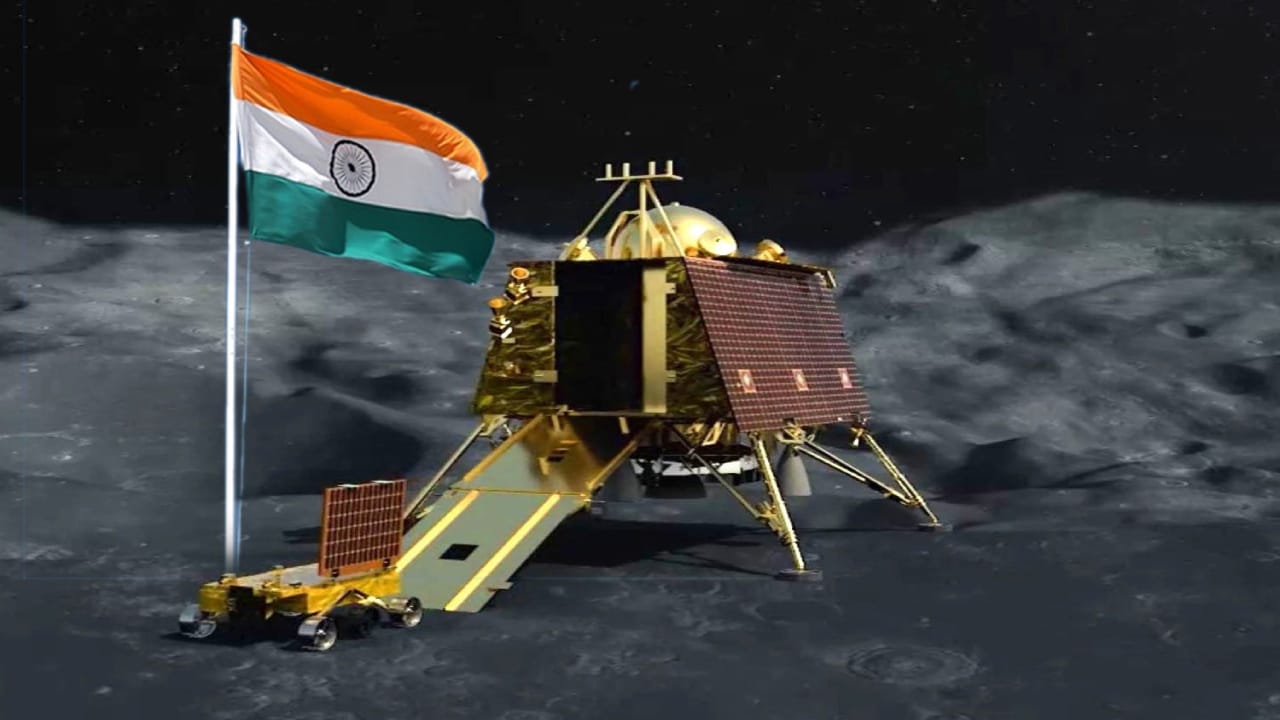 Chandrayaan-3 Mission,ISRO,PM Narendra Modi,Scientist.