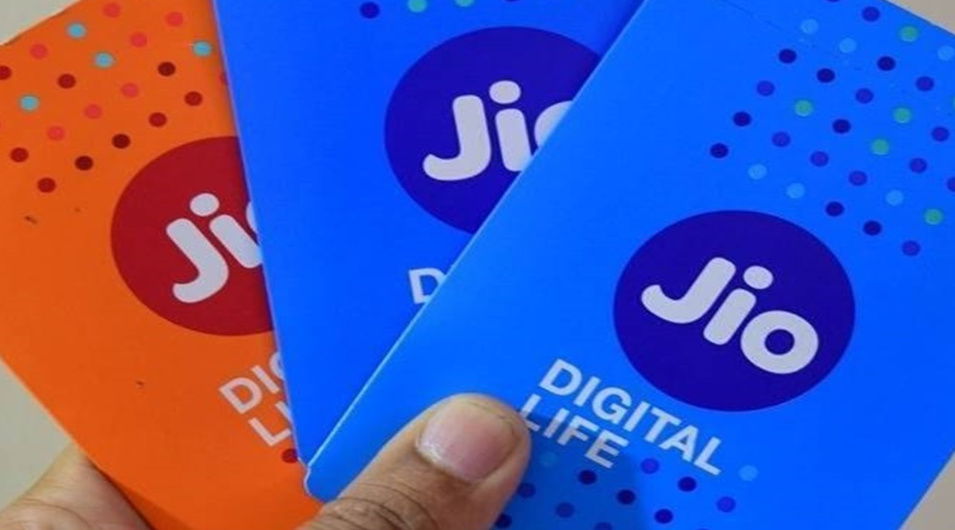 Jio,Jio plans,recharge,offer,Independence Day offer,recharge plans