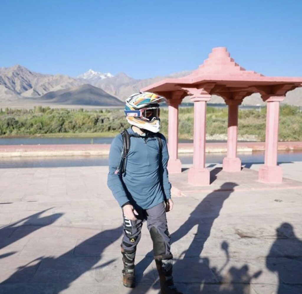 Ladakh,Rahul Gandhi,Sports Bike,Congress