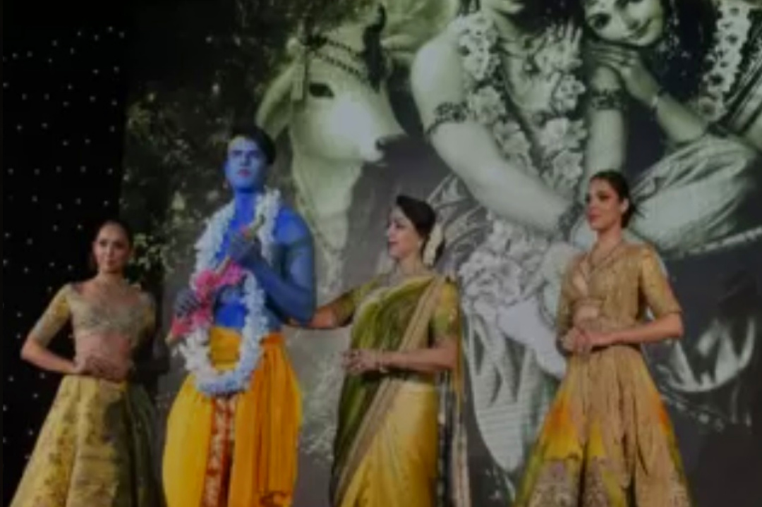 Bollywood,Actress,Hema Malini,Dreamgirl,stage performance,book launch event