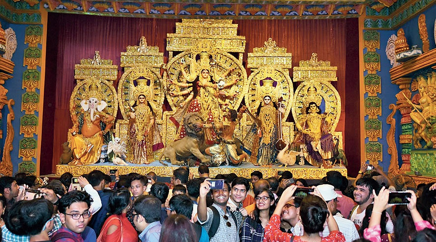 Durga Puja,Bus,WBTC