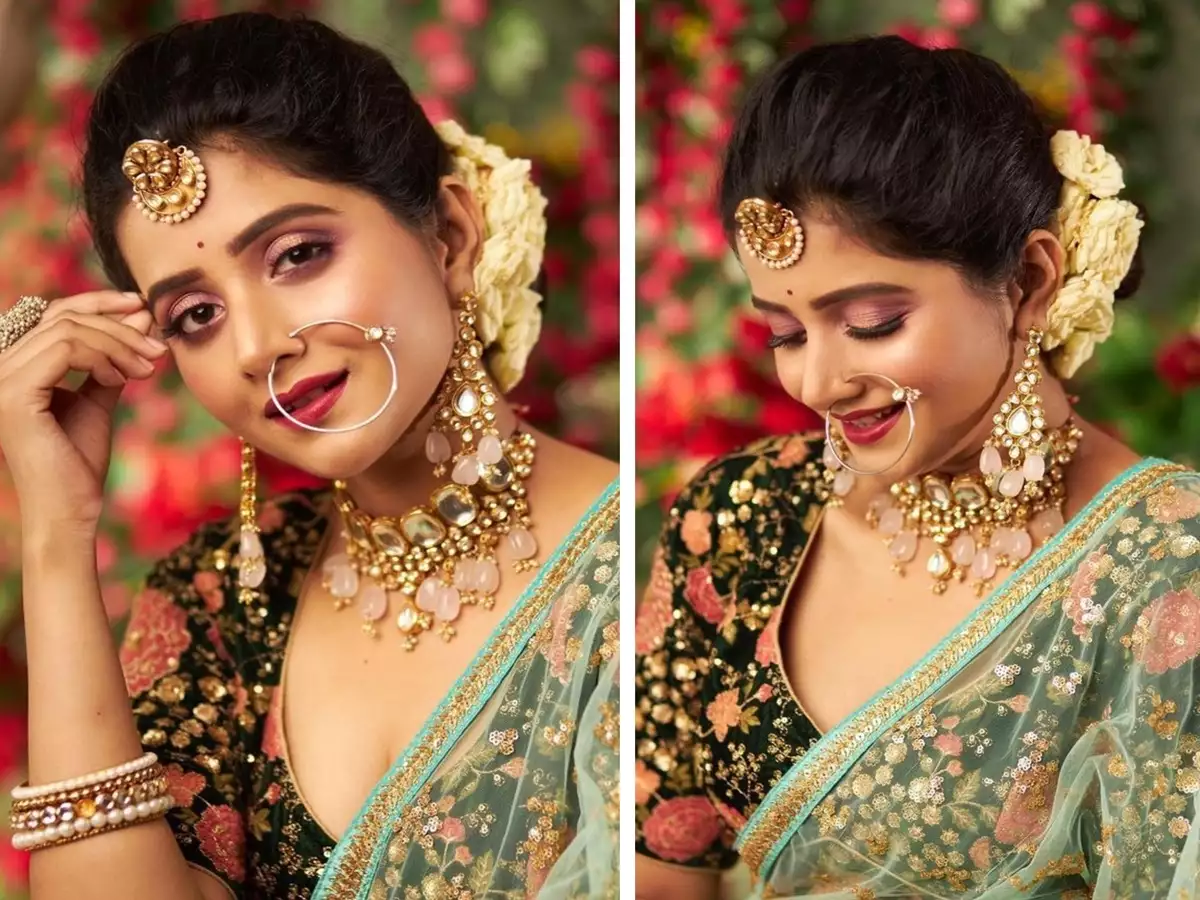 Actress,Debvhandrima Singha Roy,Tollywood,Durga Puja,Fashion