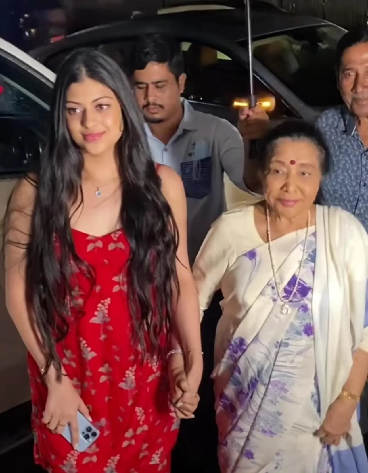 Asha Bhosle,Zanai Bhosle,Singer,Bollywood