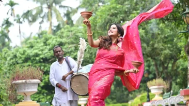 Actress,Debvhandrima Singha Roy,Tollywood,Durga Puja,Fashion