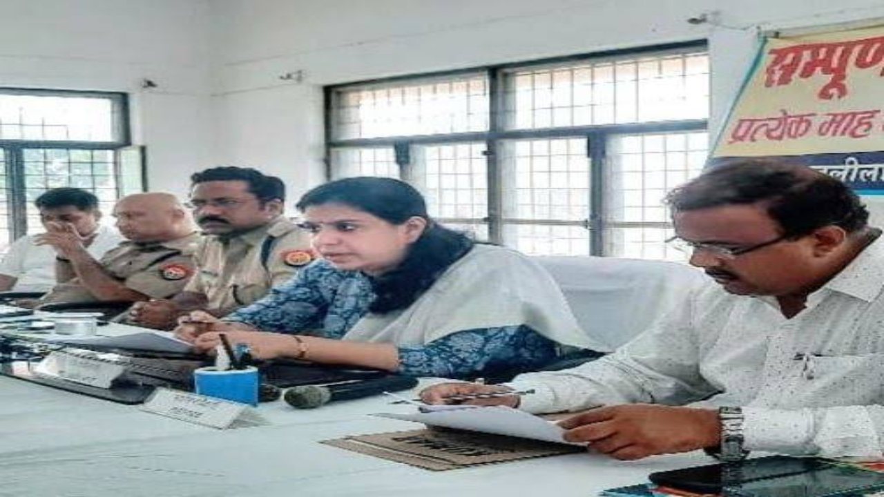 Divya mittal IAS,Uttar pradesh,Mirzapur District,Basti DM