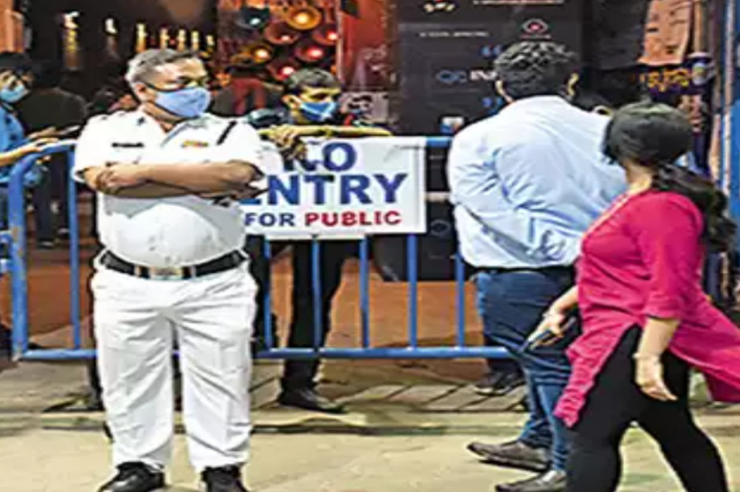 Durga Puja,Puja 2023,Pandle visit,Wb Police