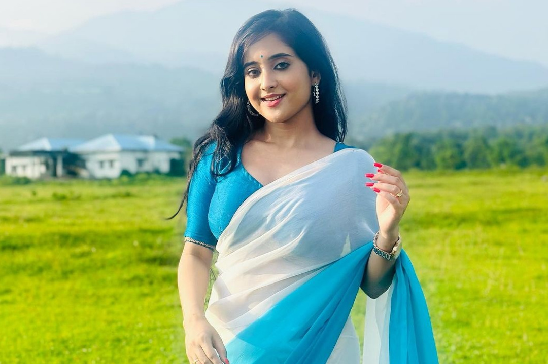 Tollywood,Bengali Movie,Tollywood Actress,Dev,Soumitrisha Kundu