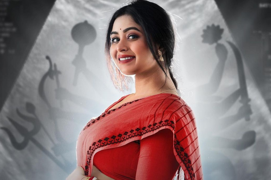 Tollywood,Bengali Actress,Ritabhari Chakraborty,Social Media,Latest News