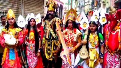 Dengue,Festival,Durga Puja,Durga at the door,South Dumdum