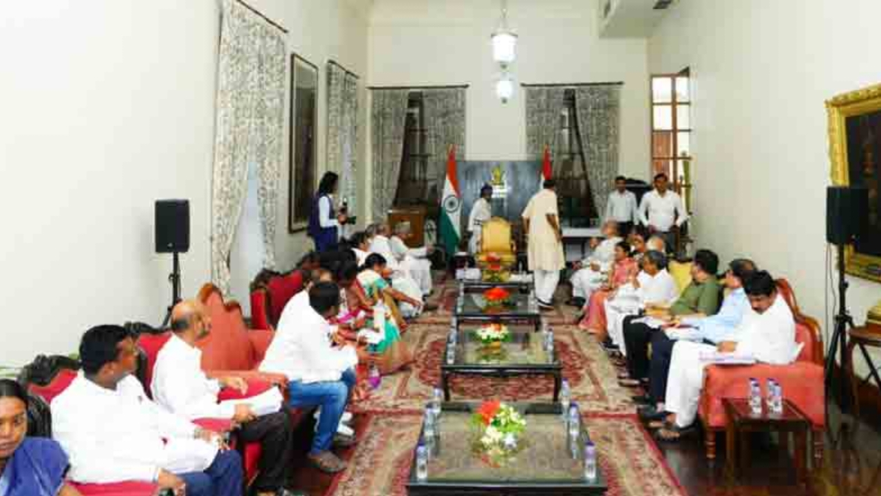 Kolkata,TMC,Governor,Raj Bhavan,Abhishek Banerjee