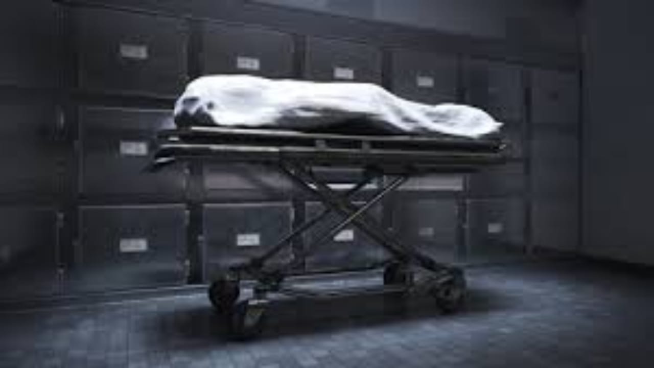 Hospital,Dead Body,SSKM,Kolkata