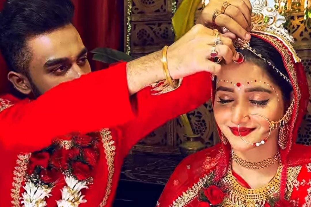West Bengal,Kolkata,Tollywood,Bengali Actress,Debchandrima Sinha Roy,Marriage,Video,Viral,Social media