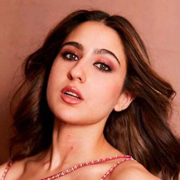 Sara Tendulkar,Shubman Gill,Sachin Tendulkar,Anant Ambani,Kartik Aaryan,Sara Ali Khan,Saif Ali Khan,CWC 2023,World Cup 2023,bollywood,hindi films,indian cricket,সচিন তেন্ডুলকর,শুভমন গিল,বলিউড,হিন্দি ছবি,ভারতীয় ক্রিকেট,Bangla News,Latest Bangla News,News in Bangla,Bengali News,Latest Bengali News,News in Bengali