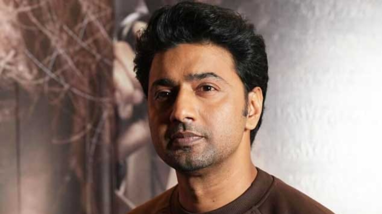 Dev,Tollywood,Movie,Nayak,Uttam Kumar