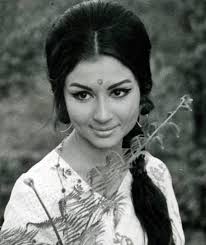 Satyajit Ray,Sharmila Tagore,tollywood,Pather Pachali,Apur Sansar,Sharmila Tagore tollywood,Sharmila Tagore bollywood,Sharmila Tagore Satyajit Ray